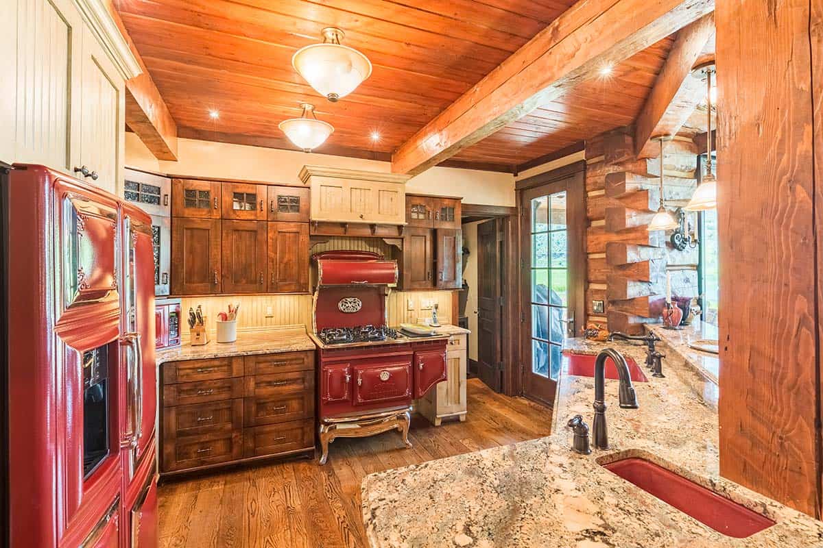 Madison Lodge At ECR - Mirr Ranch Group