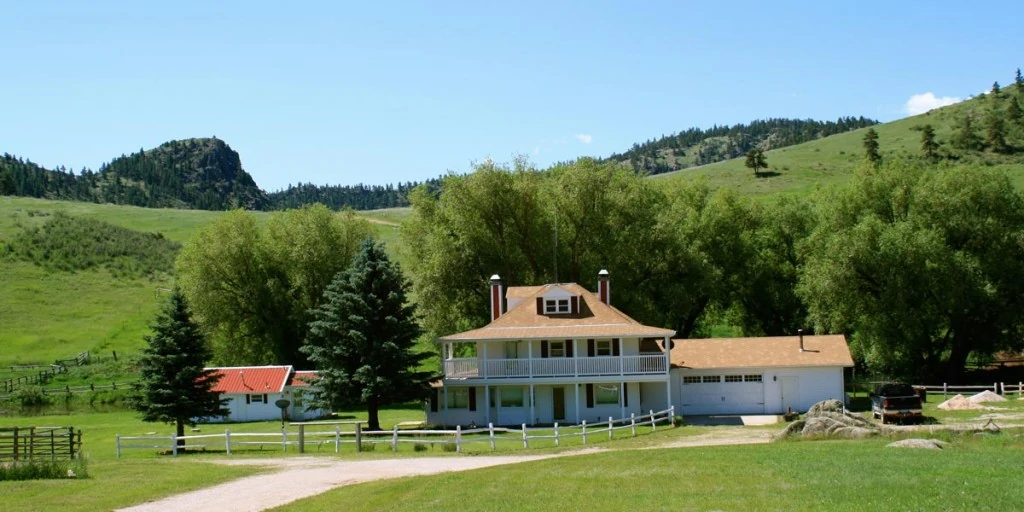 Flat-Rock-Ranch-house